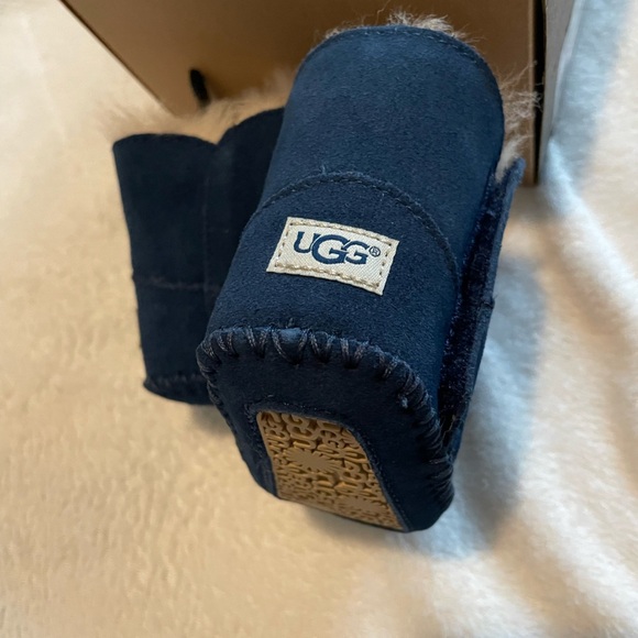 UGG Midnight Sheepskin Booties New with box!! - Picture 13 of 13